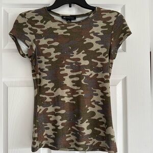INC International Camo Green Brown Gray Short Sleeve teeshirt Exc Cond Sz Medium